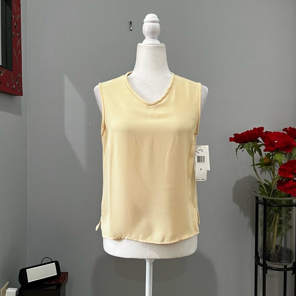 NEW Rena Rowen Essentials Career Classic V Neck Sleeveless Layering Top 6 NWT